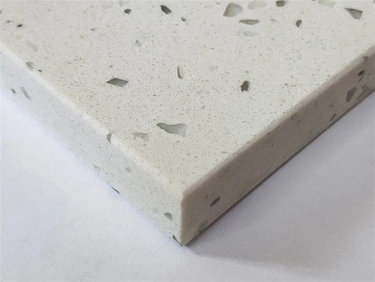 Sparkling white quartz slab with mirror flecks (4)